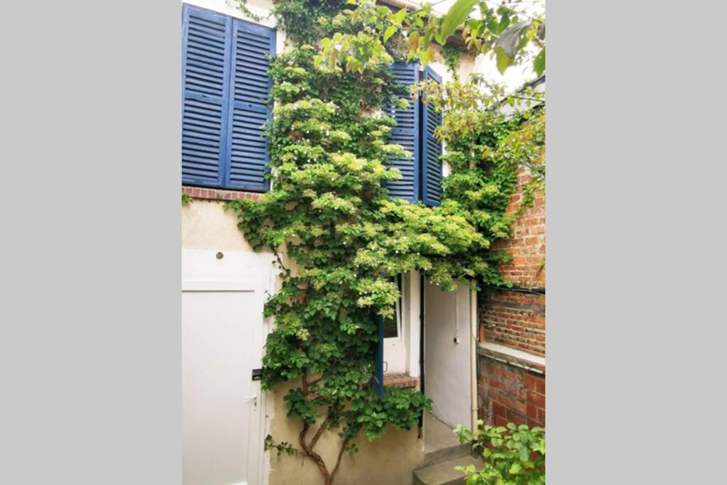 #4 Joli Appartement A 2 Pas Du Metro Et Paris 20 Баньоле Экстерьер фото